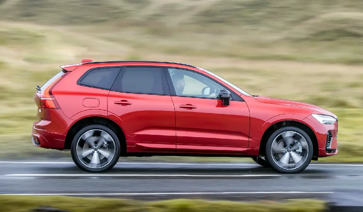 Volvo - XC60 D5 Inscription - Luxury SUV Car Rentals - Preowned SUV Car - Exclusive Concierge Club.webp